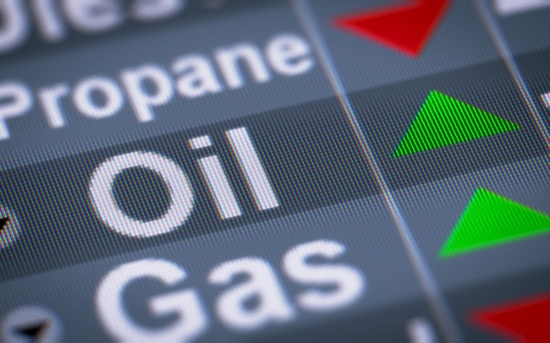 Oil versus Gas